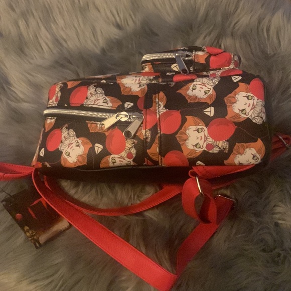 Funko Pop IT mini backpack Pennywise - Picture 3 of 5
